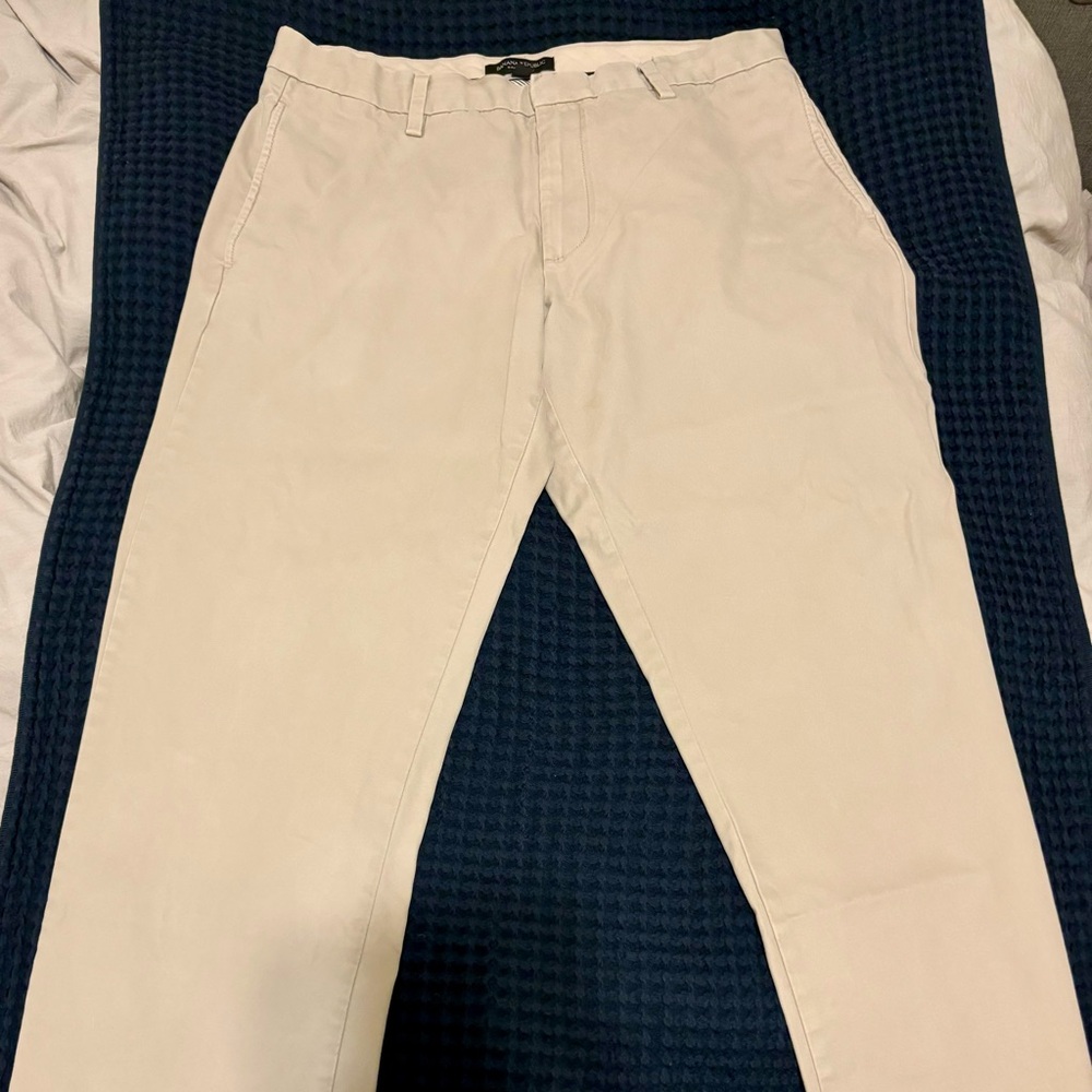 Banana Republic Gavin Chino men’s 33 W x 32 L‎ light khaki